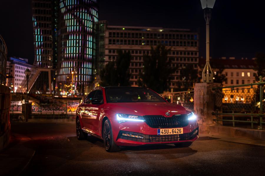  Skoda Superb 4x4 SportLine 2019 года  (WW) (фото 4 из 4)